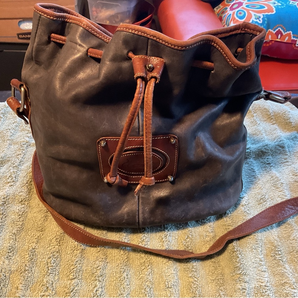 Etienne Aigner Black & Brown Leather Bucket Shoulder Bag w/ Gift Bag